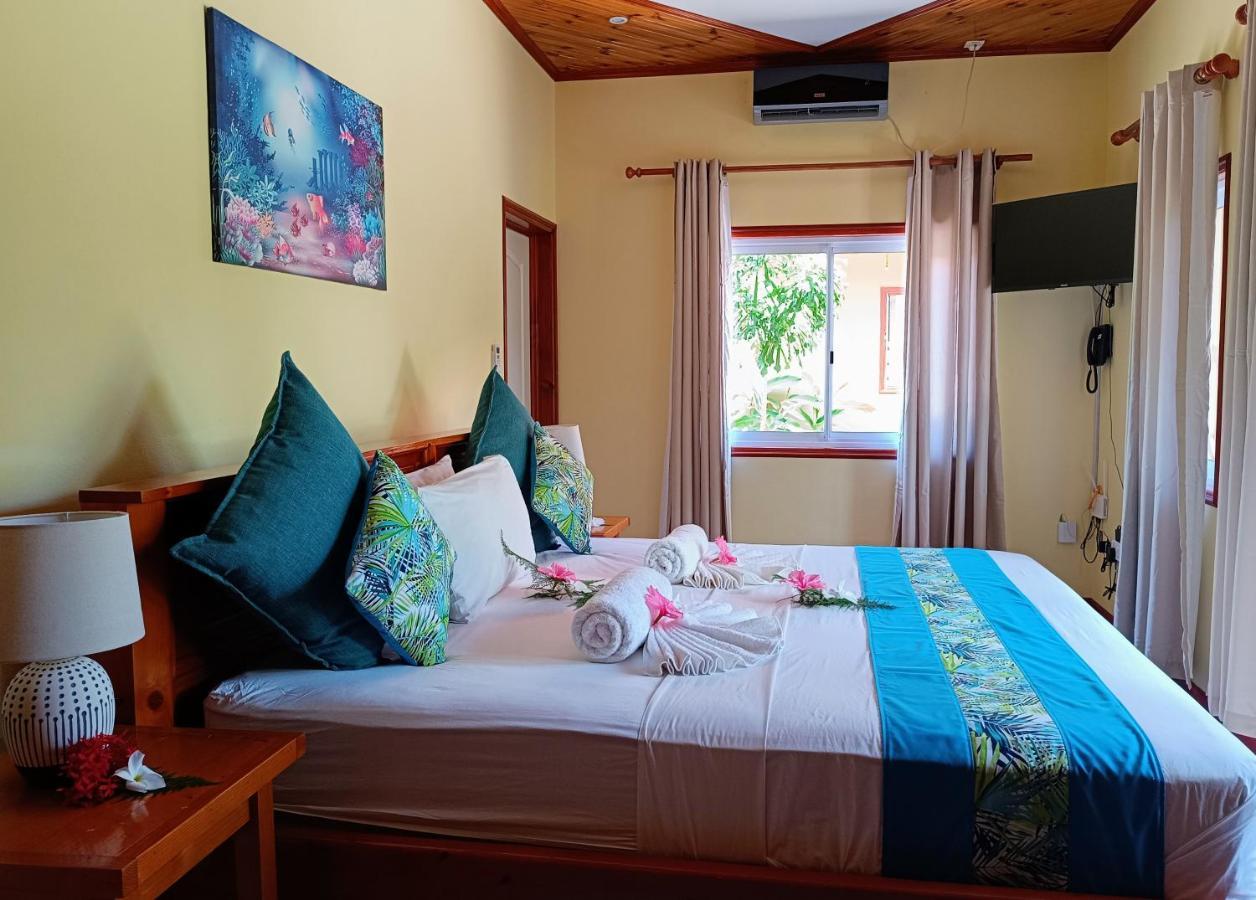 Badamier Self-Catering Apartment La Digue Exterior photo